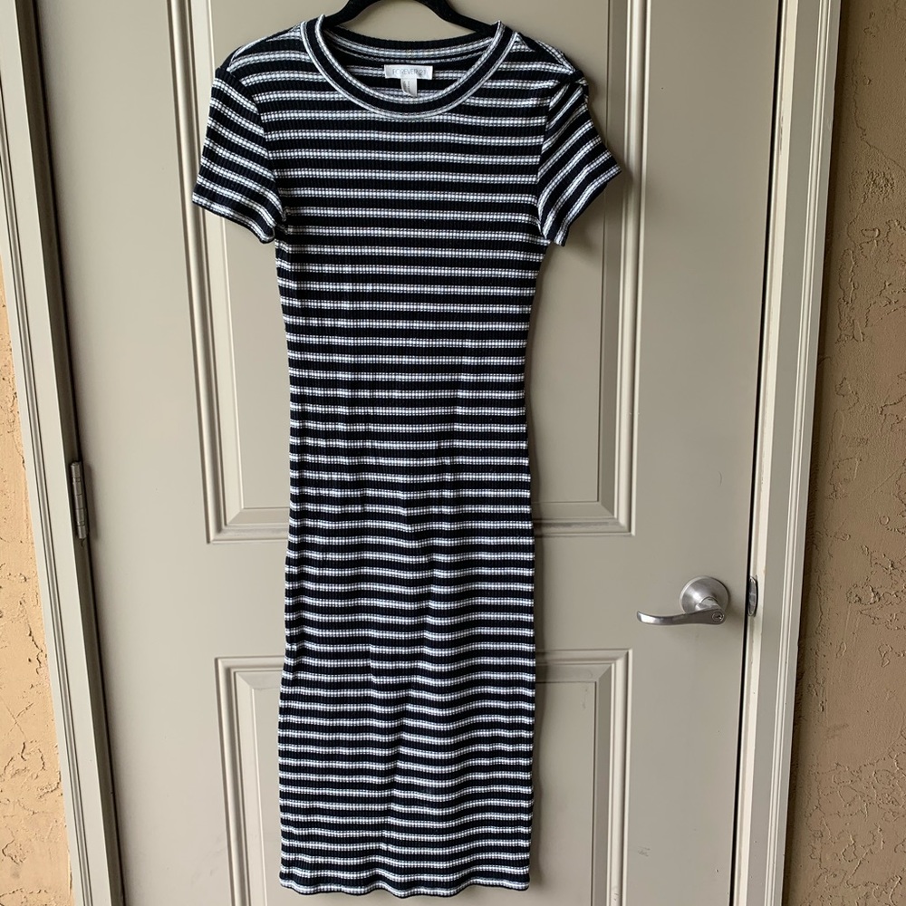 Forever 21 midi dress